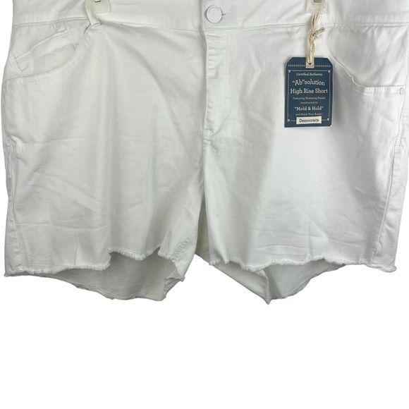 Democracy | White Ab-Solution High Rise Raw Hem Shorts New - Picture 3 of 9